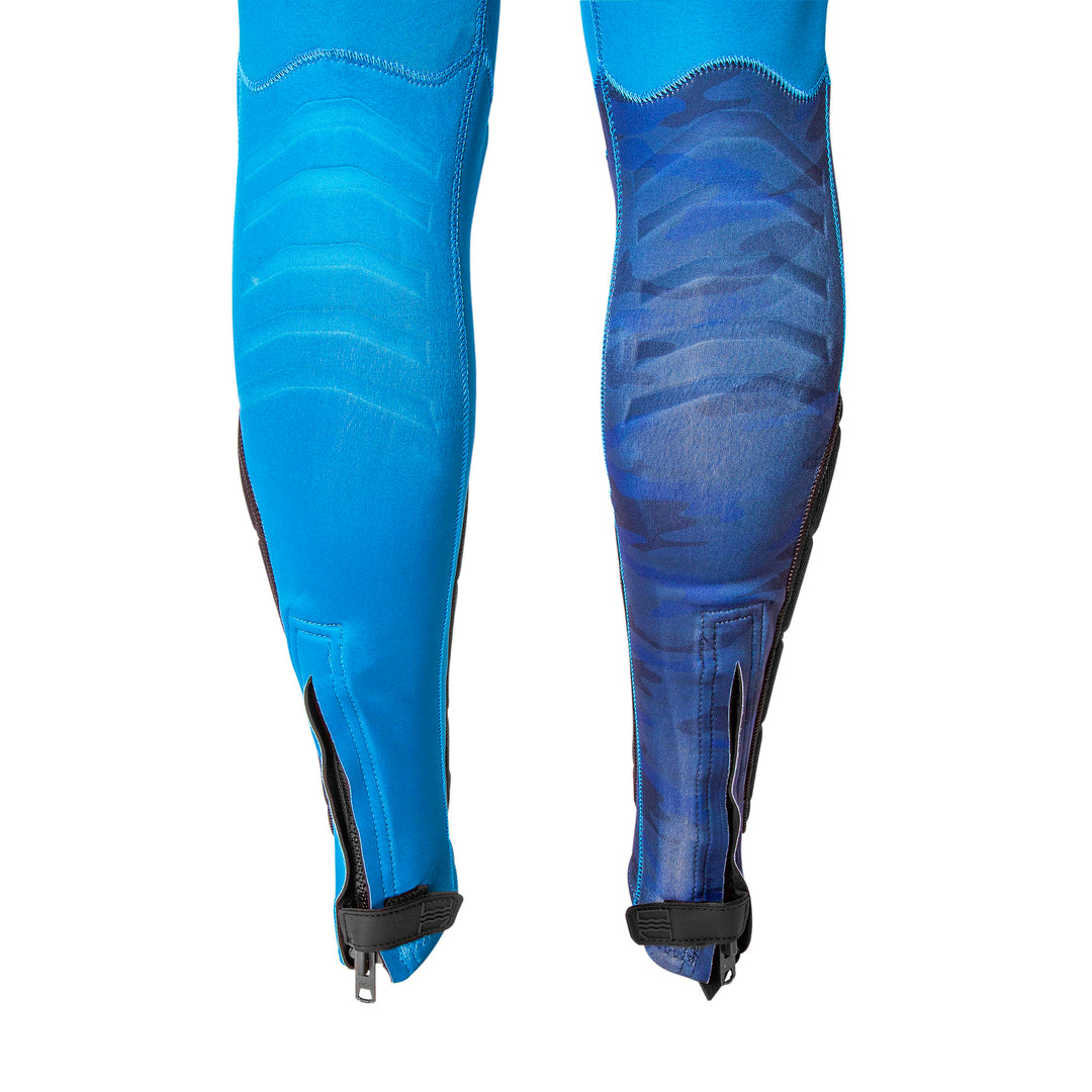 Zipper view of the Jetpilot F-86 Sabre John wetsuit Blue Camo colorway behind the knee bulk