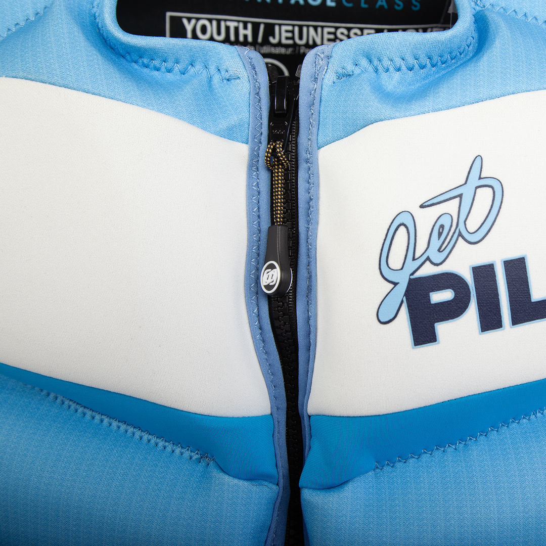 A closer look at the zip.