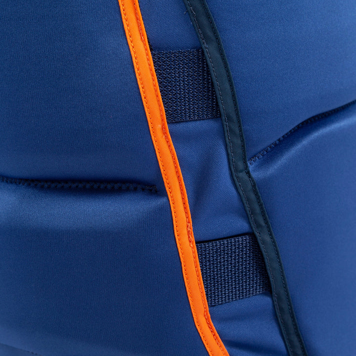 Close up view of the Nylon stretch. #color_blue-orange