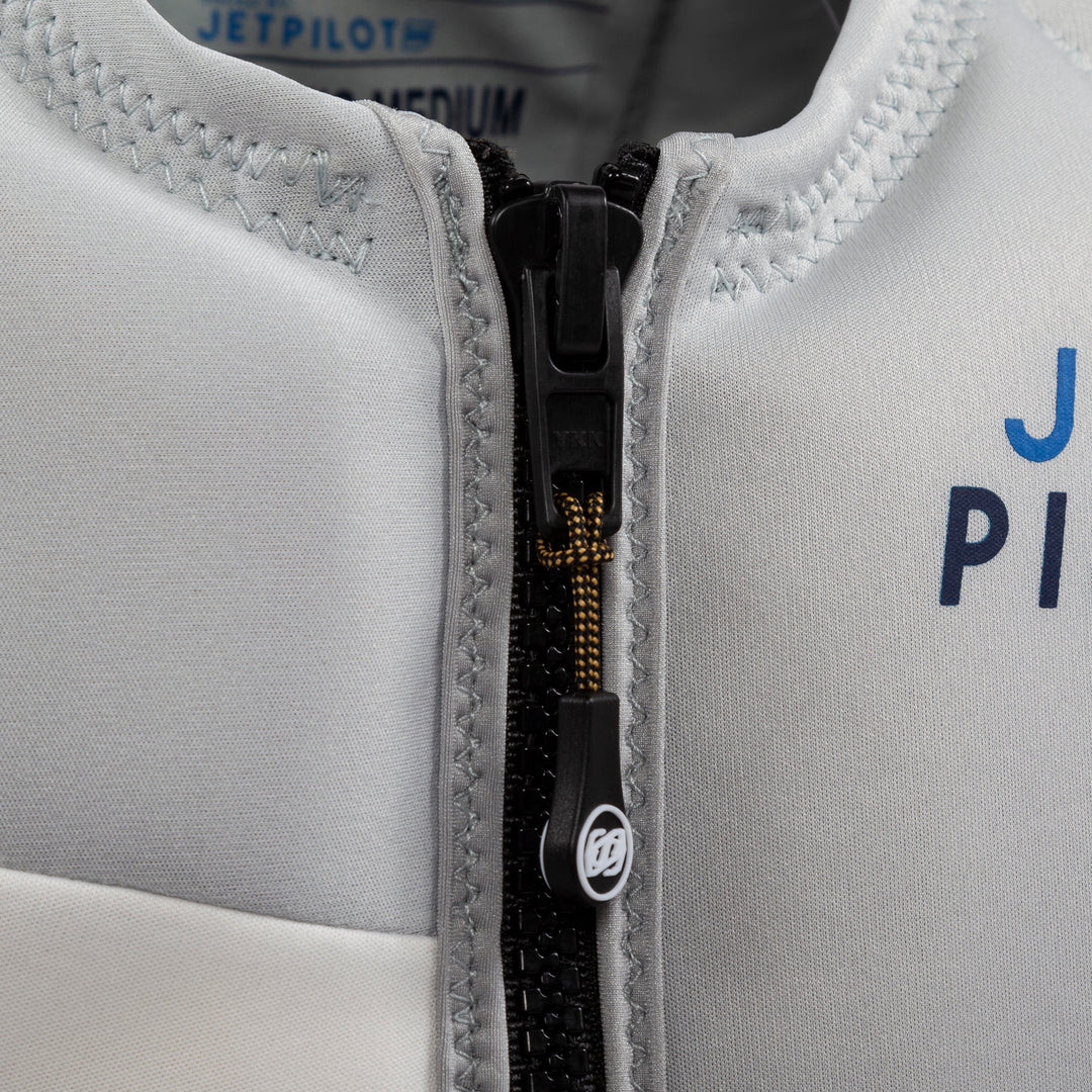 Close up view of the YKK zipper. #color_silver-royal