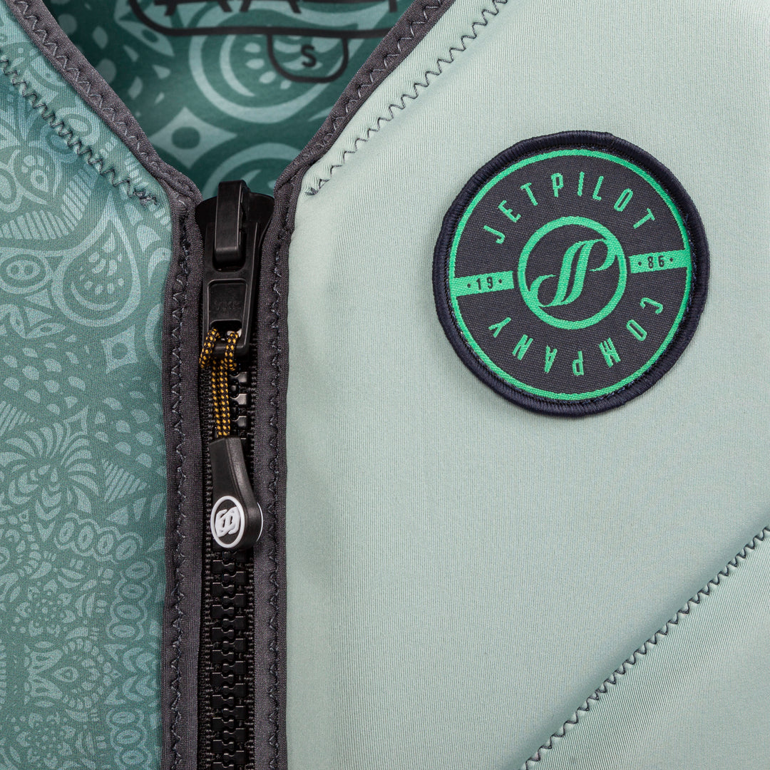 Closeup view of the Jetpilot Women's Avalon Comp Vest logo. #color_mint