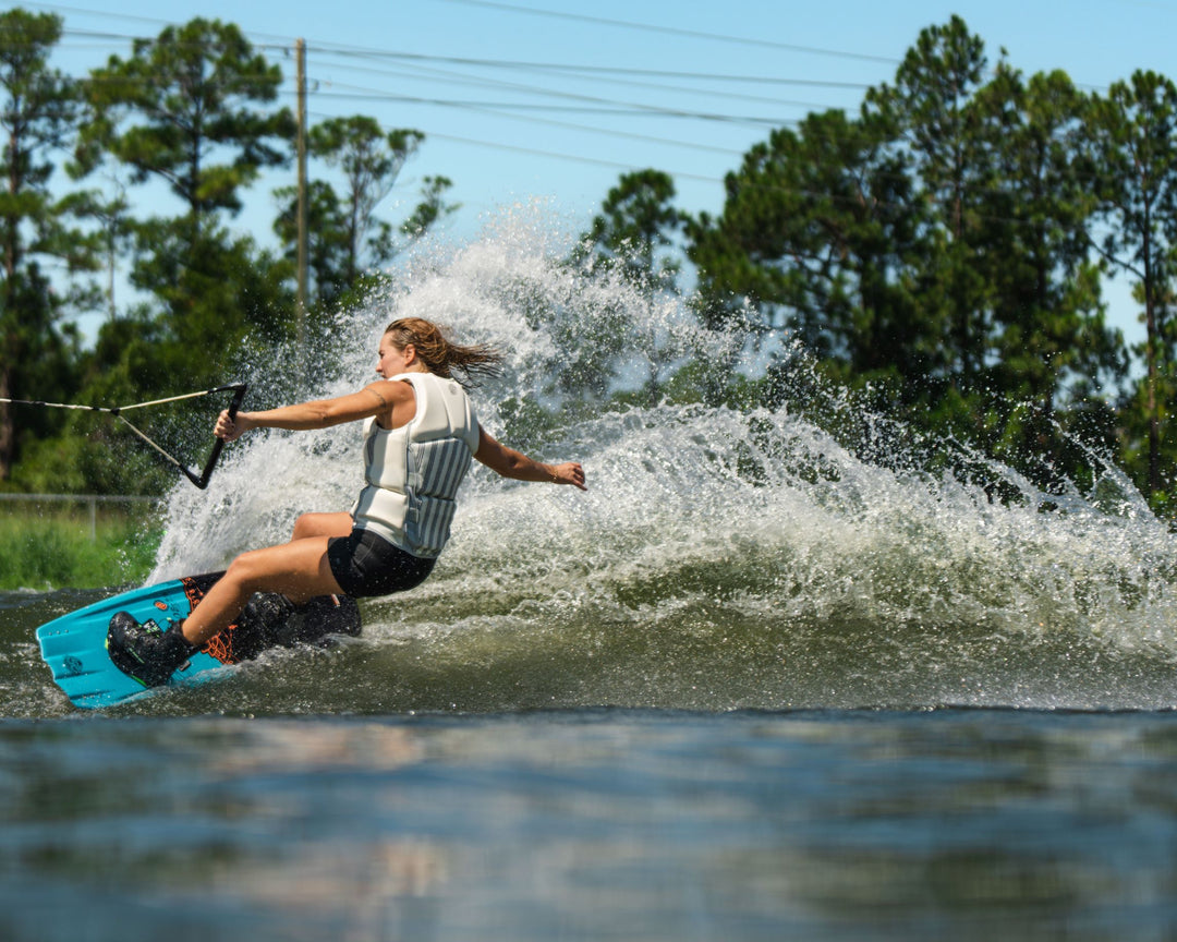 Jetpilot Copycat Club Vest #color_charcoal