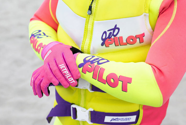 Jetpilot Superlite gloves.  #color_pink