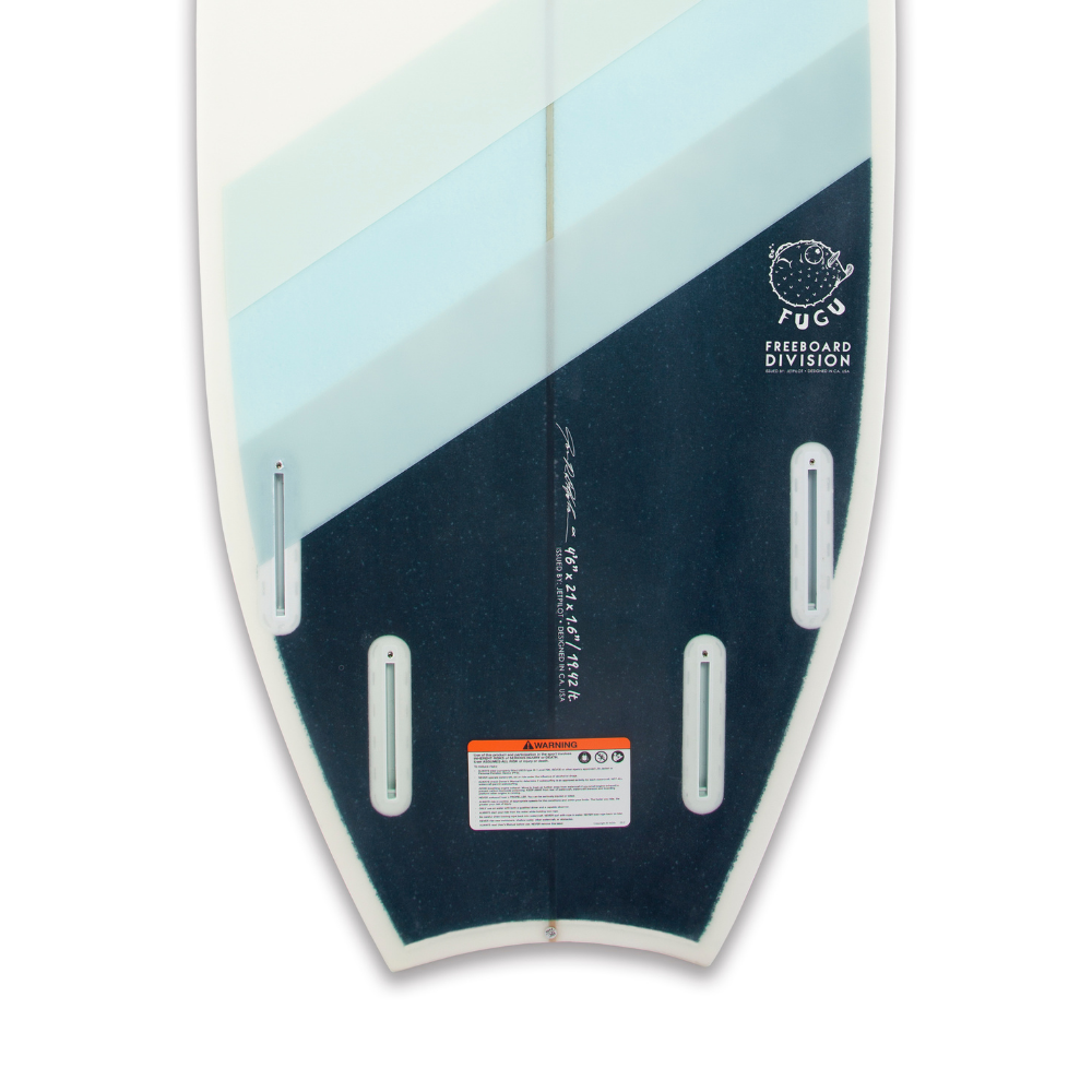 Image of the quad fin on the board.