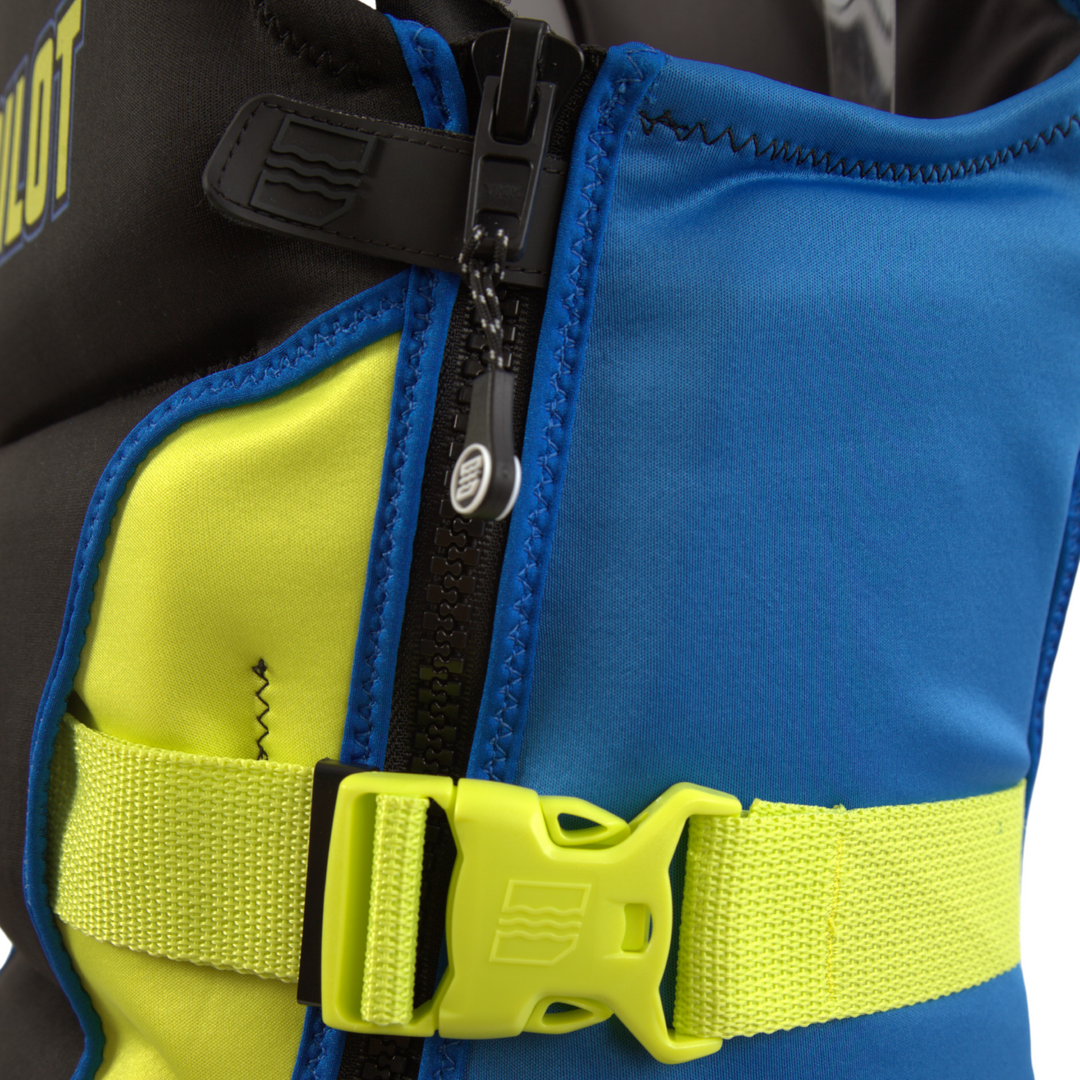 View of the zipper on the Gomez Neo Vest.