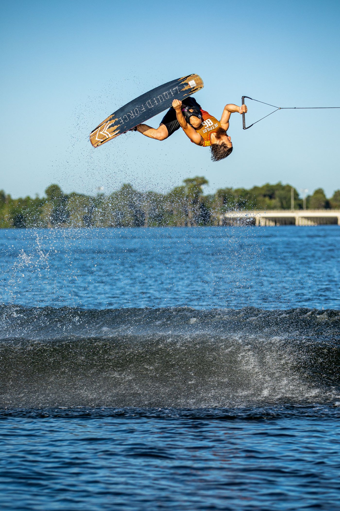 Shane Bonifay Wakeboarding. #color_navy-orange